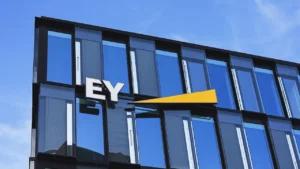 EY Hiring: Associate – Bengaluru | Apply Now