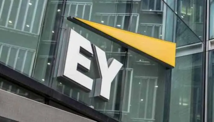 EY Off Campus Drive 2026 – Assurance Senior in Suriname