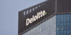 Deloitte Off Campus Drive 2026 – Analyst / Fresher